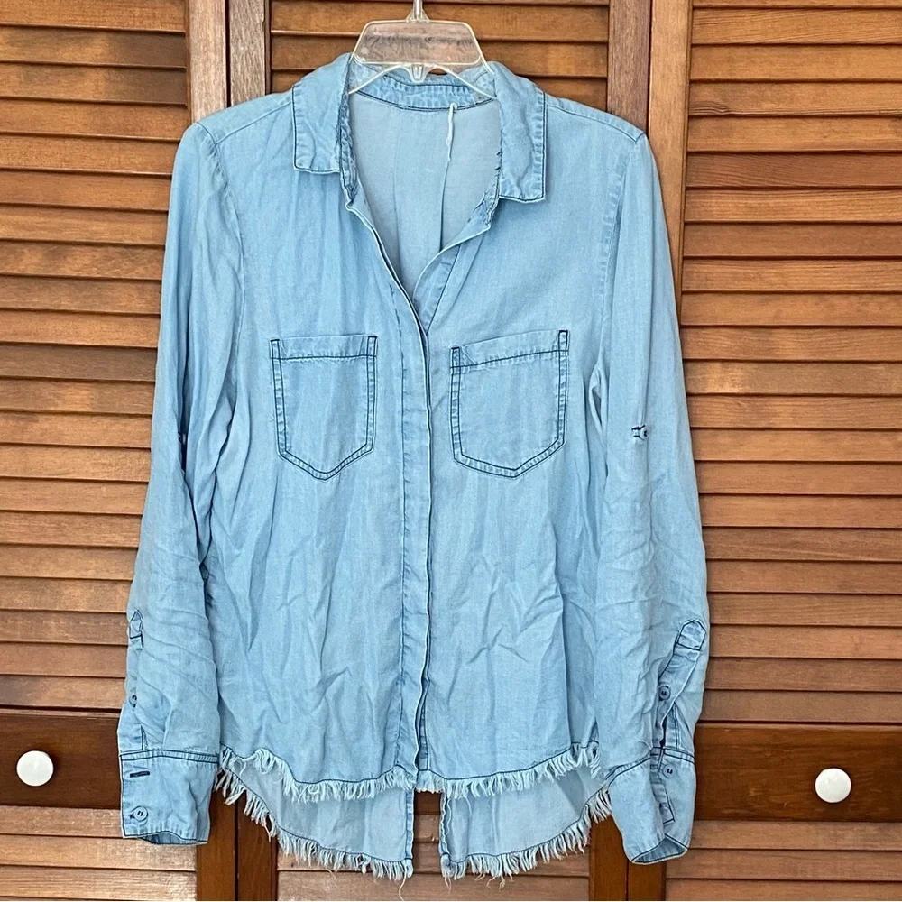 Boutique Cache Woven Blue Long Sleeve Button Down High Low Top Size Large - Picture 1 of 10